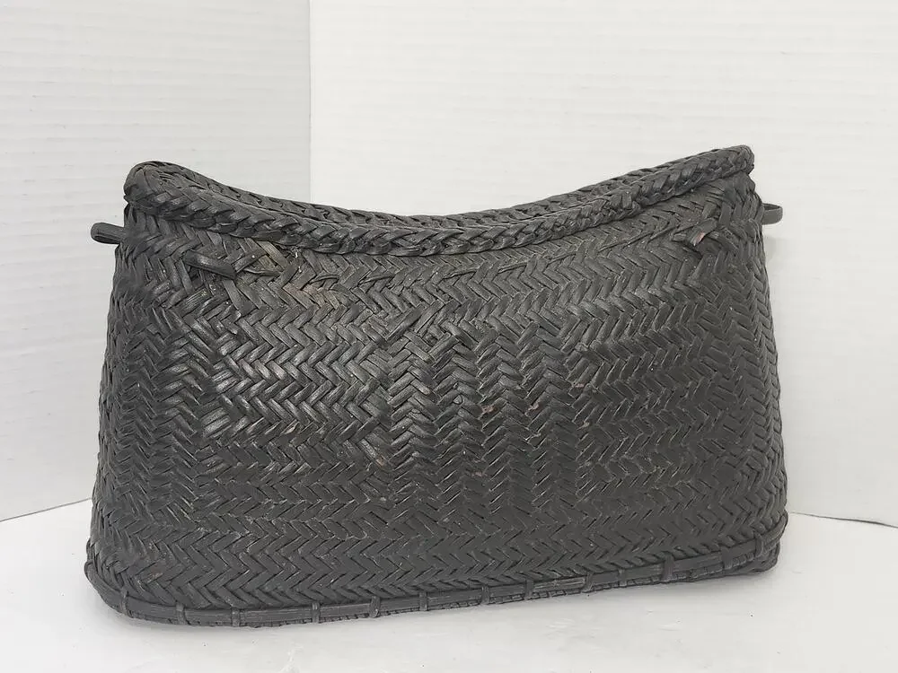 Vintage 1960s Woven Bamboo Koppit Tupil Purse Philippines Basket Bag